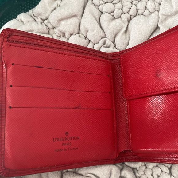 LOUIS VUITTON Bi -fold wallet Epi Leather - Picture 7 of 11